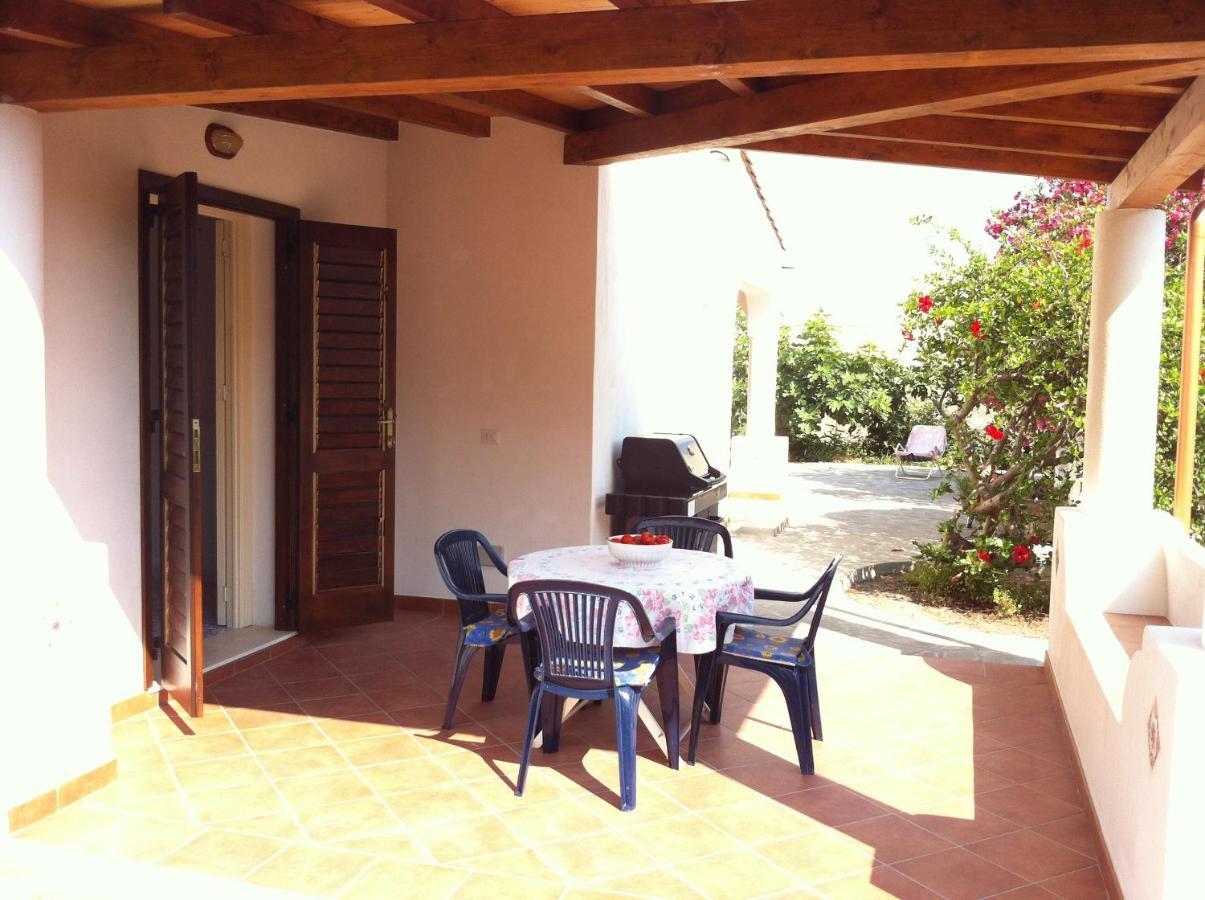 Villa By The Vulcano - 70Mq Plus Large Garden And Patio Bagian luar foto